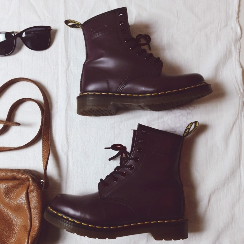 Docs Dr. Martens 1460 Combat Boot 8-Eye PURPLE - Picture 8 of 8